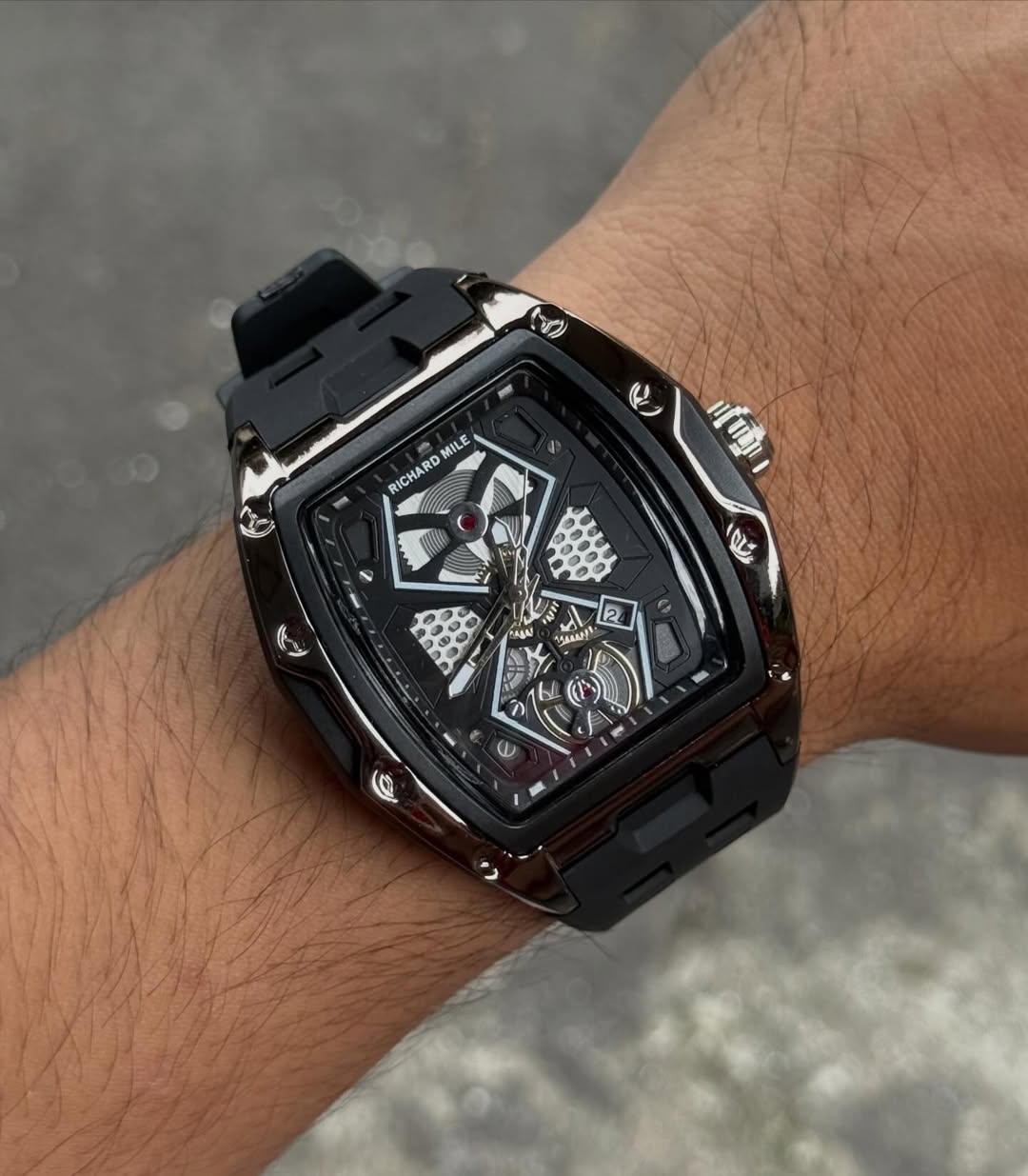 Luxury Skeleton Dial Automatic Watch for Men | Premium Black Silicone Strap Designer Watch